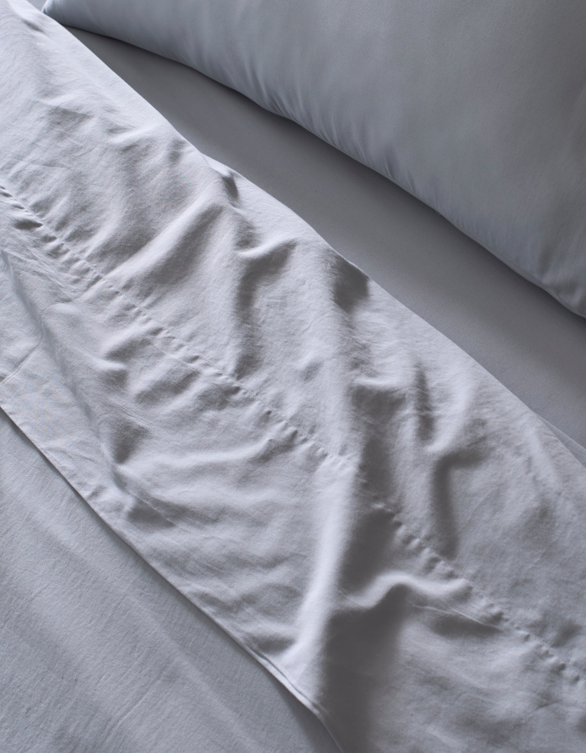 Soft-Wash Cotton Bedding Deluxe Bundle - Image 3