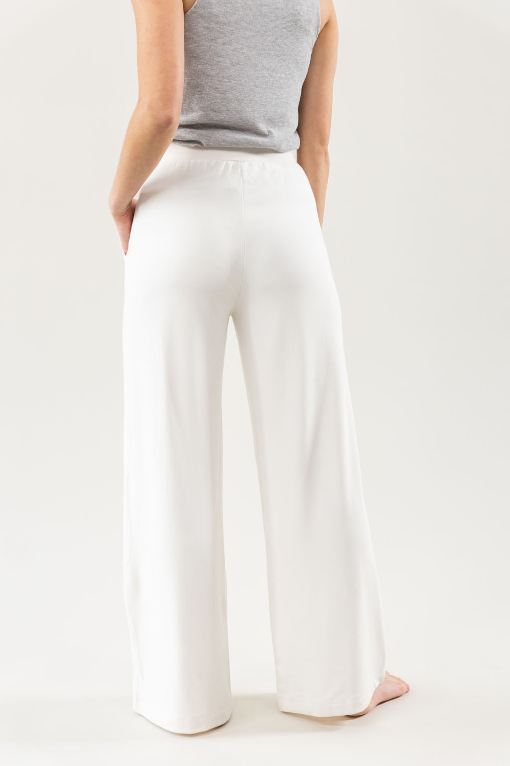 Women's Brushed Bamboo Wide Leg Patch Pocket Pant - Last Chance - Image 16